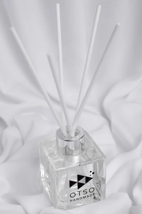 Dyfuzor zapachowy 100 ml otso handmade.jpg